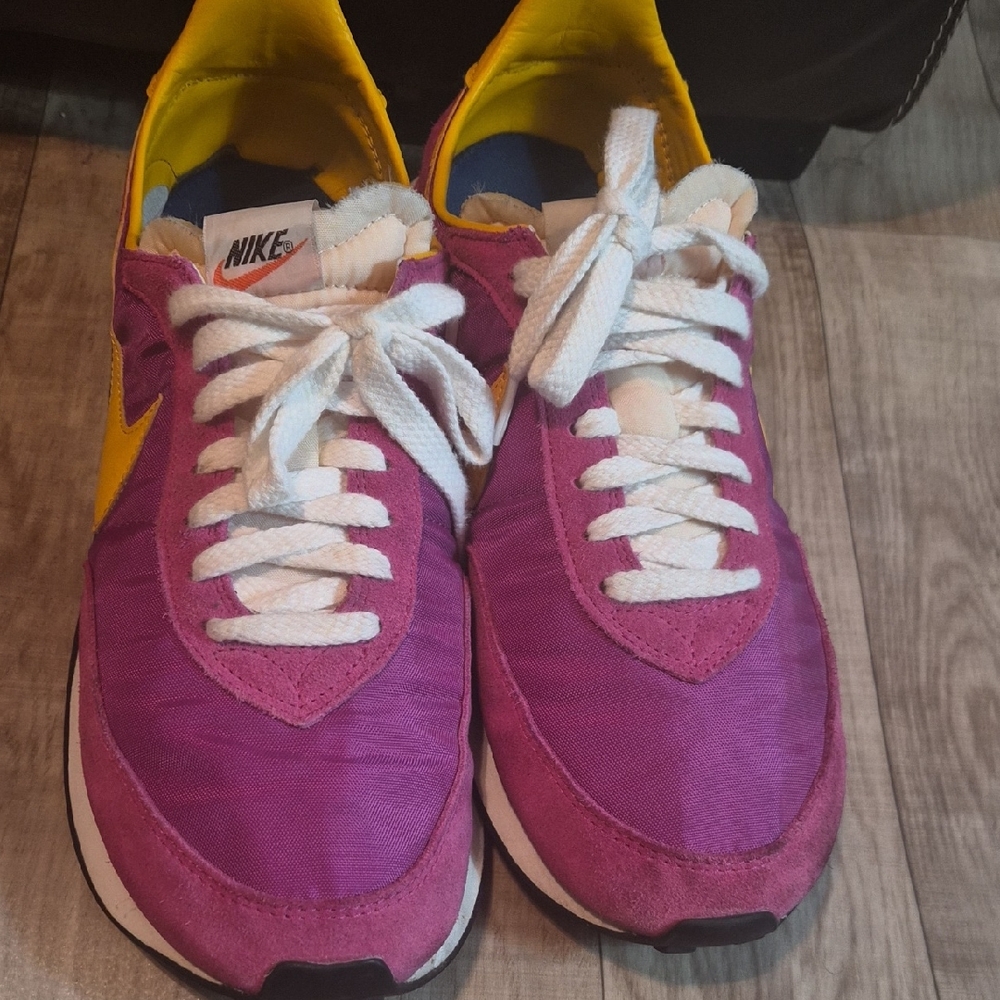 Nike Waffle Trainer 2 Cranberry & Yellow